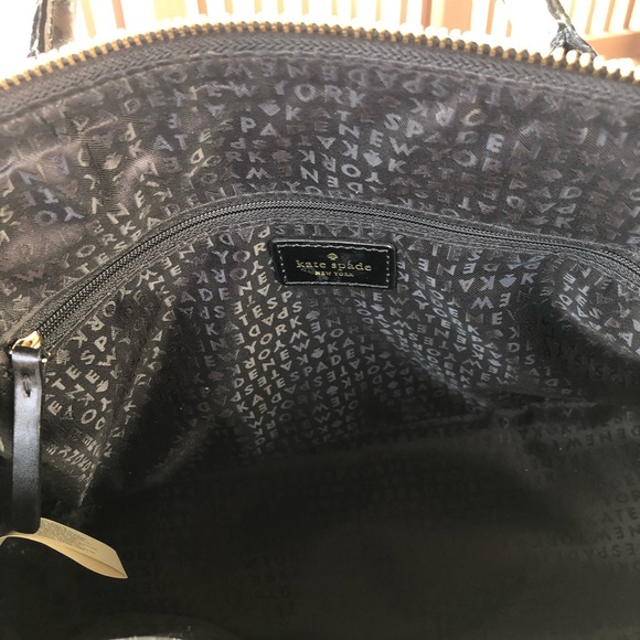 Kate Spade ♠️ handbag w/ wallet. - Picture 5 of 5